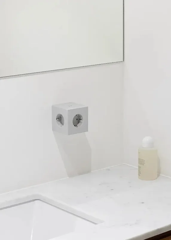 Square 2 Steckdose mit USB, grau von Avolt – Bild 3