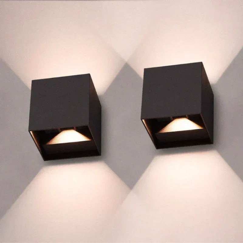 Moderne LED Wandleuchte im Cube-Design, Minimalistische Wandlampe für Flur & Wohnzimmer | Karnz