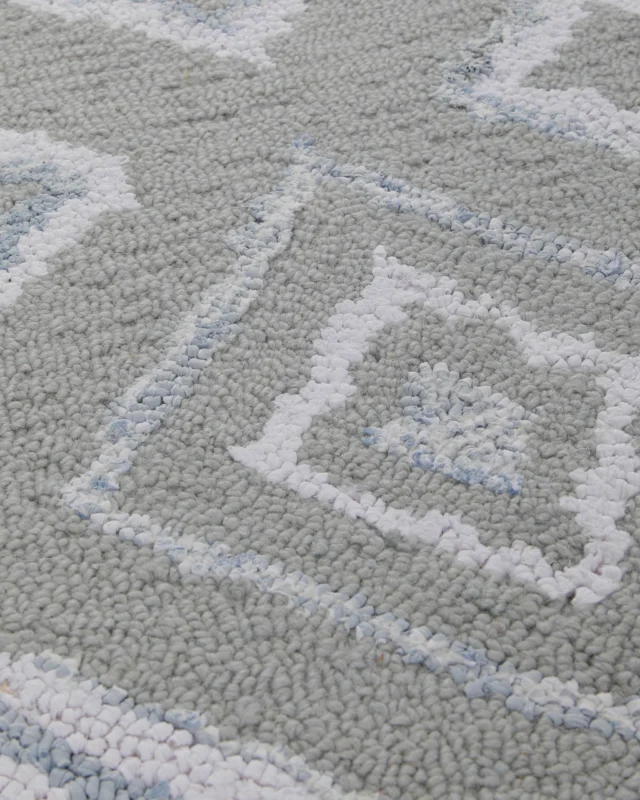 Berber-Raute in Hellgrau - Handtuft Wolle 160 x 230 cm – Produktfoto freigestellt