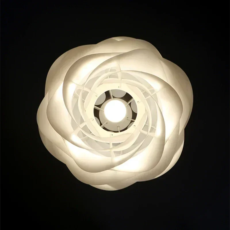 Romantische Rosenkranz Deckenleuchte – Elegant und Atmosphärisch für jedes Interieur | Karnz